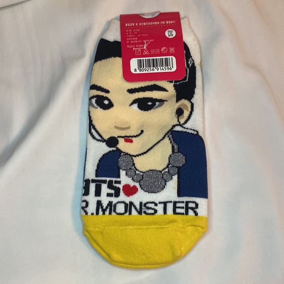 SOCKS CITY BTS Socks - Picture 4 of 10